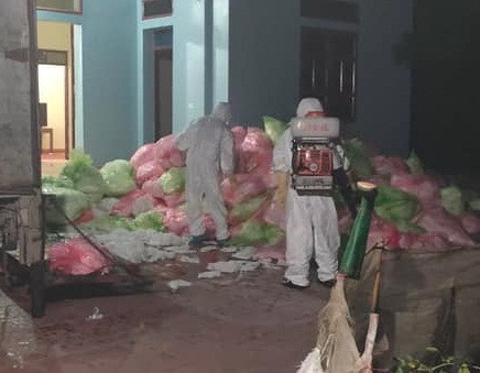 Hơn 600kg khẩu trang bị phát hiện. Ảnh: Công an Hà Nội