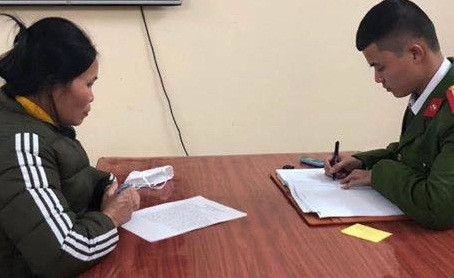 Cơ quan công an làm việc với người phụ nữ bịa chuyện bị cướp.