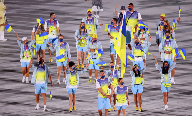 Đoàn Ukraine dự lễ khai mạc Olympic Tokyo 2020. (Ảnh: Reuters)