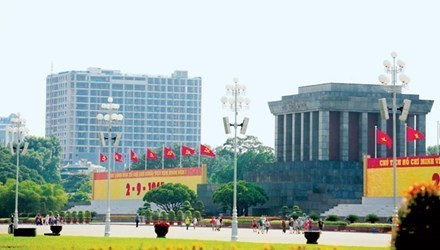 Công trình 8B Lê Trực, Hà Nội thu hút sự quan tâm của dư luận. Ảnh: Như Ý.