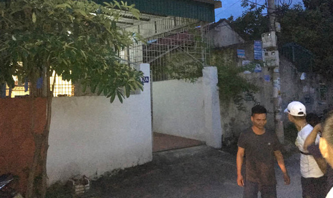 Ngôi nhà xảy ra vụ nổ mìn tự chế tự sát. Ảnh CTTĐT Uông Bí.