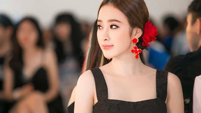 Nữ diễn viên không muốn diện những bộ váy nhái sau những tranh cãi đã qua.