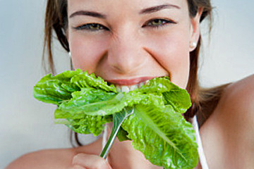 Những dấu hiệu cho thấy cơ thể bạn đang thiếu rau củ quả