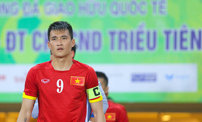 Phút day dứt của Công Vinh giữa ngã rẽ cuộc đời