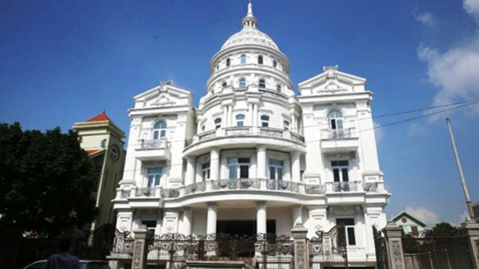 Căn biệt thự phong cách tòa nhà Quốc hội Mỹ tại Ninh Bình.