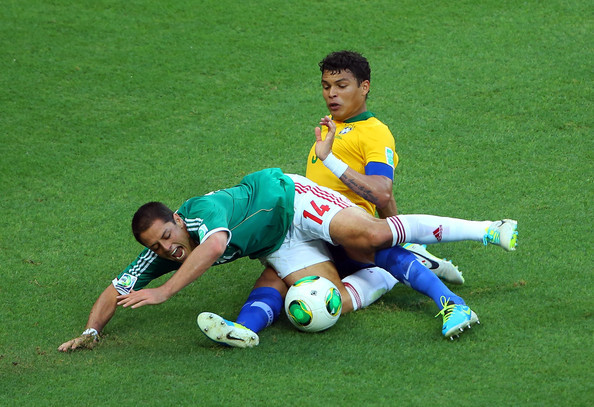 RADIO WORLD CUP tối 18/6: Nể chủ nhà, trọng tài nương tay Silva