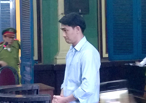 Cáo trạng mới của VKSND quận 2 chỉ truy tố Tony về hành vi cướp 2 chiếc điện thoại của nữ đại gia. Ảnh: H. D