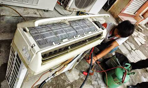 Được trả thêm tiền thợ điều hòa cũng không dám nhận quá nhiều việc