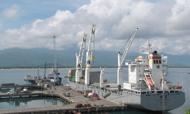 Tạm đình chỉ Giám đốc cảng Chân Mây vì để lọt xe quá tải