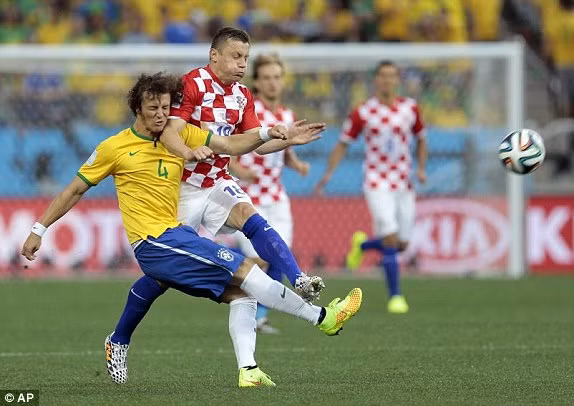 Những hình ảnh ấn tượng của trận mở màn World Cup