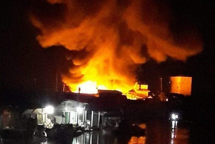 Thương tâm hai vợ chồng chết cháy trong đêm