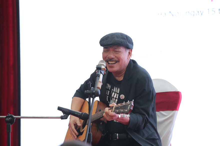 Nhạc sĩ Trần Tiến sẽ hát về mẹ trong chương trình nhân Ngày của mẹ