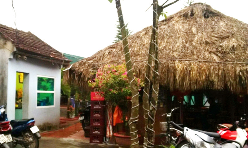 Quán cà phê nơi các đối tượng đánh bạc