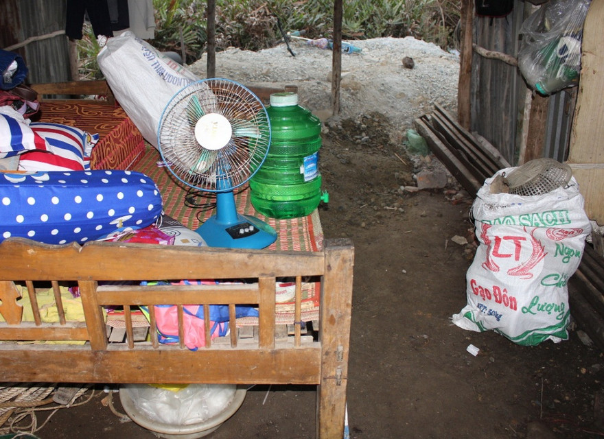 Hiện trường chị Thi bị đối tượng Hiếu đánh ngất xỉu vì tội lấy tiền chơi game bắn cá