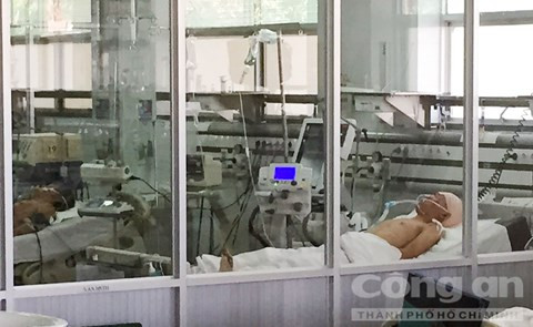 Bùi Huỳnh Thiên Phương tại bệnh viện ngày 7/3