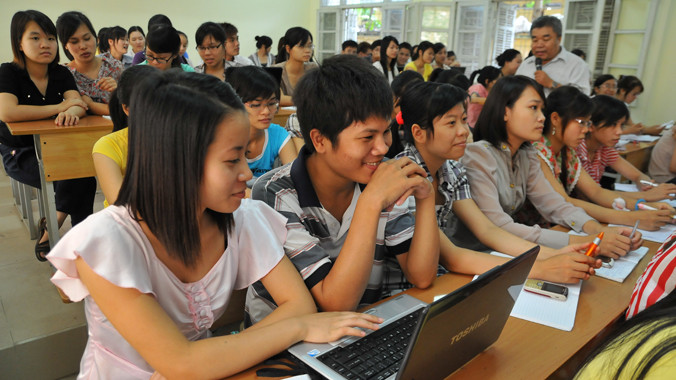  Sinh viên trường đại học Khoa học, Xã hội và Nhân văn trường đại học Quốc gia Hà Nội trên giảng đường. Ảnh: Hồng Vĩnh