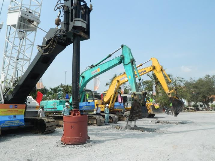 Triển khai thi công đường cao tốc Bến Lức - Long Thành