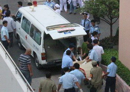 Thai phụ nhảy lầu bệnh viện Từ Dũ tự tử