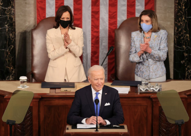 Ông Biden trong bài phát biểu trước Quốc hội ngày 28/4. (Ảnh: Reuters)