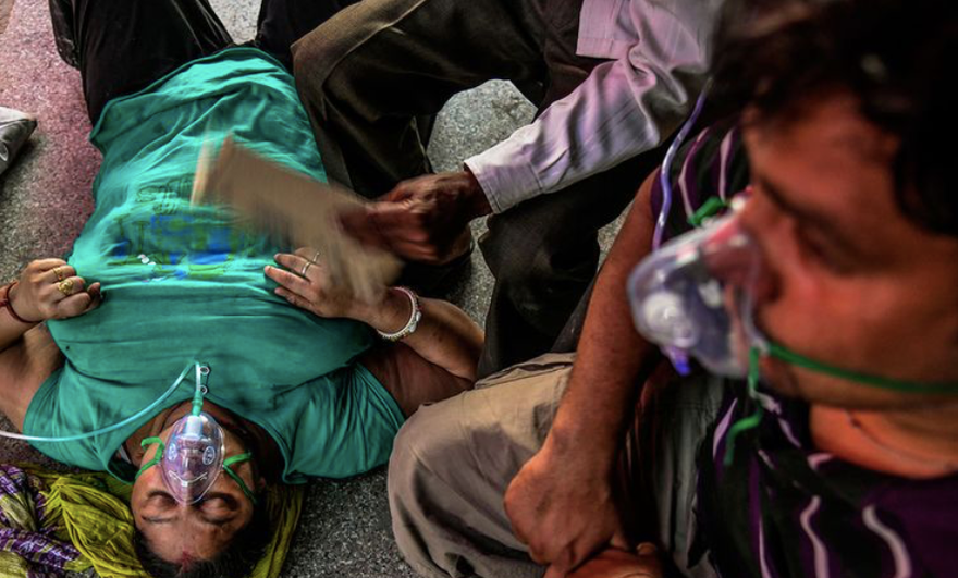 Tình hình dịch COVID-19 ở Ấn Độ đang diễn biến nghiêm trọng. (Ảnh: NYT)