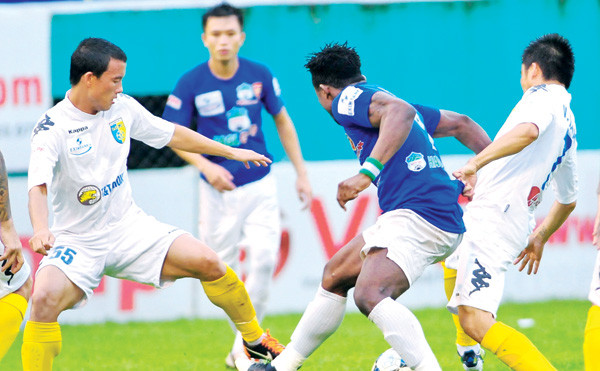  Sẽ có màn đôi công trên phố núi giữa HA.GL và Hà Nội T&T chiều nay?. Ảnh: VSI 