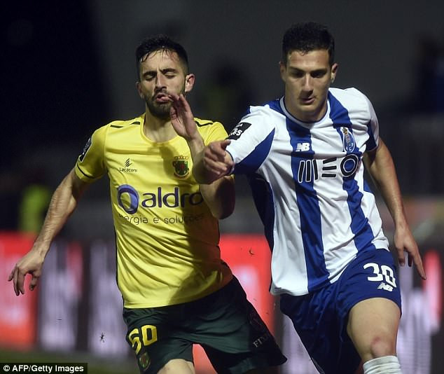 M.U bất ngờ đón tân binh vô danh