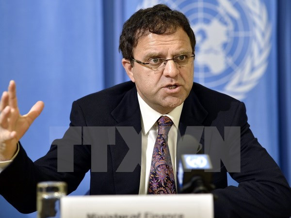 Đại sứ Afghanistan tại Pakistan Omar Zakhilwal. (Ảnh: EPA/TTXVN)