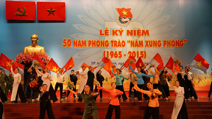 Khơi dậy tinh thần xung phong của thế hệ trẻ