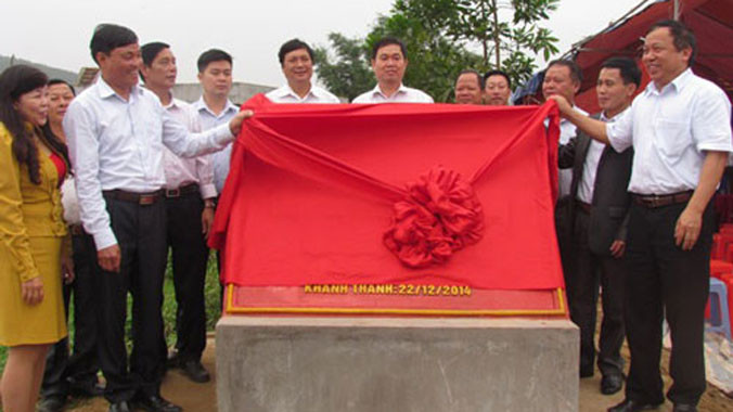 Than Mông Dương bàn giao công trình đường dân sinh