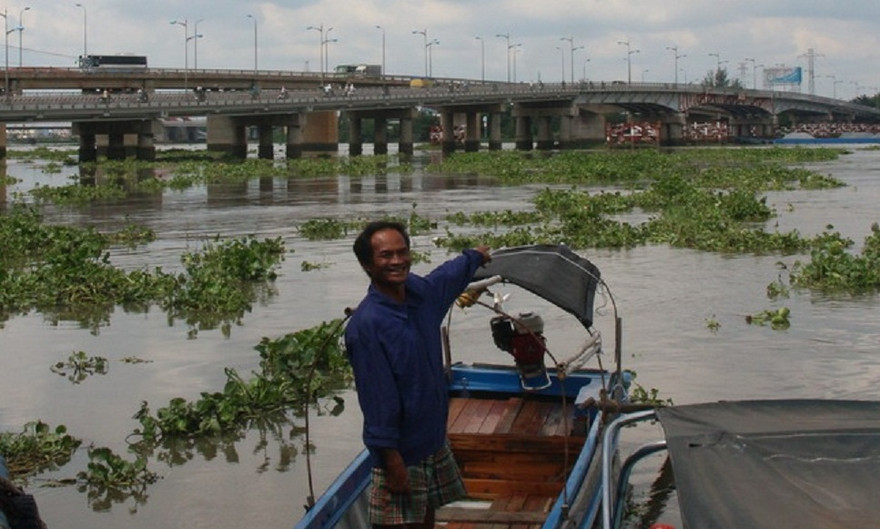 Khu vực ông Ba Chúc cứu người nhảy cầu