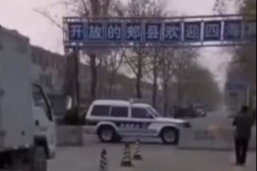 Huyện Jia đã áp dụng các biện pháp tương đương giới nghiêm. (Ảnh: SCMP)