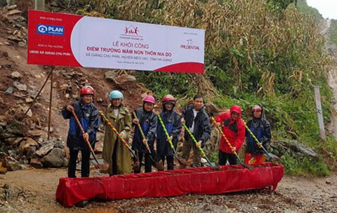 Lễ khởi công xây điểm trường mầm non Thôn Nia Do.