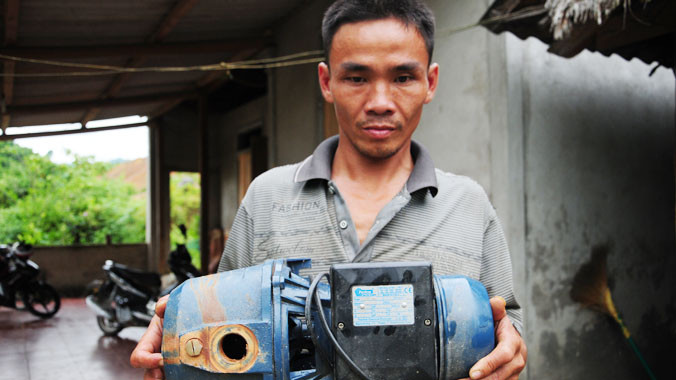 Gian lận, thay hơn 100 máy bơm nước của dân nghèo