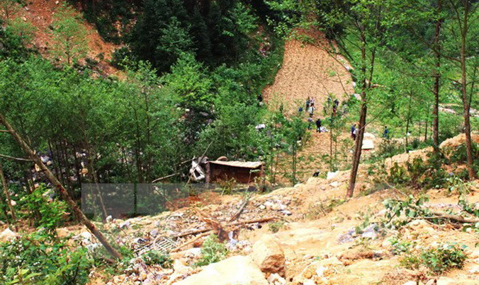 Hiện trường vụ tai nạn. (Ảnh: Minh Đức/TTXVN)