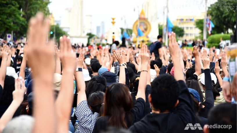 Hàng vạn người tham gia cuộc biểu tình ở Bangkok ngày 16/8. (Ảnh: CNA)