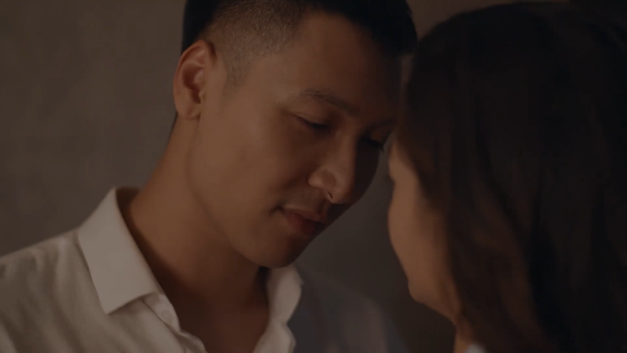 Mạnh Trường lên cơn ghen tuông vì phát hiện vợ có biểu hiện lạ