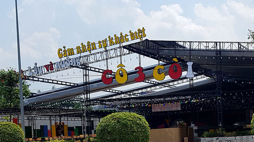 Nhà hàng “Cô 3 Còi” (P. Cái Khế, Q. Ninh Kiều) bị lập biên bản nhắc nhở.