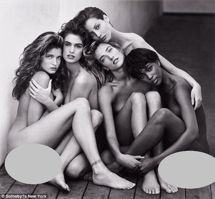 Ảnh khỏa thân hội tụ dàn siêu mẫu được định giá 'khủng'