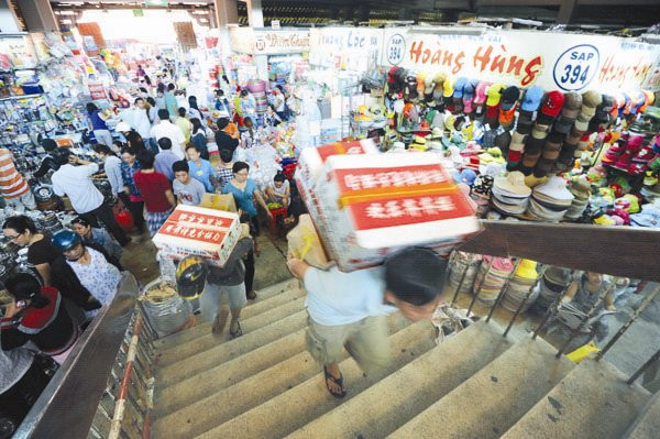 Mỗi tháng nhập siêu từ Trung Quốc hơn 2,2 tỷ USD