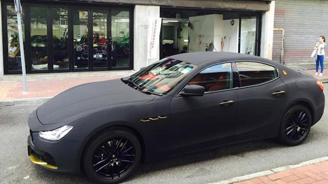 Xế sang Maserati bọc nhung, dát vàng thu hút mọi ánh nhìn