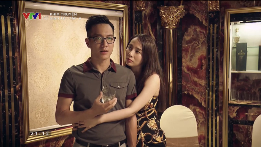 Trần Bạt (Chí Nhân) tiếp tục bỏ bê gia đình để ở bên người tình