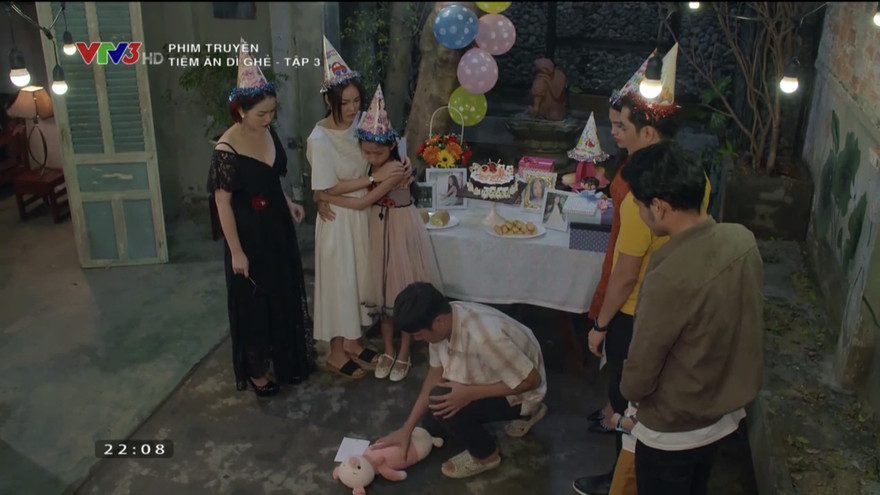 Con gái hắt hủi Minh khi biết sự thật rằng bố mới ra tù