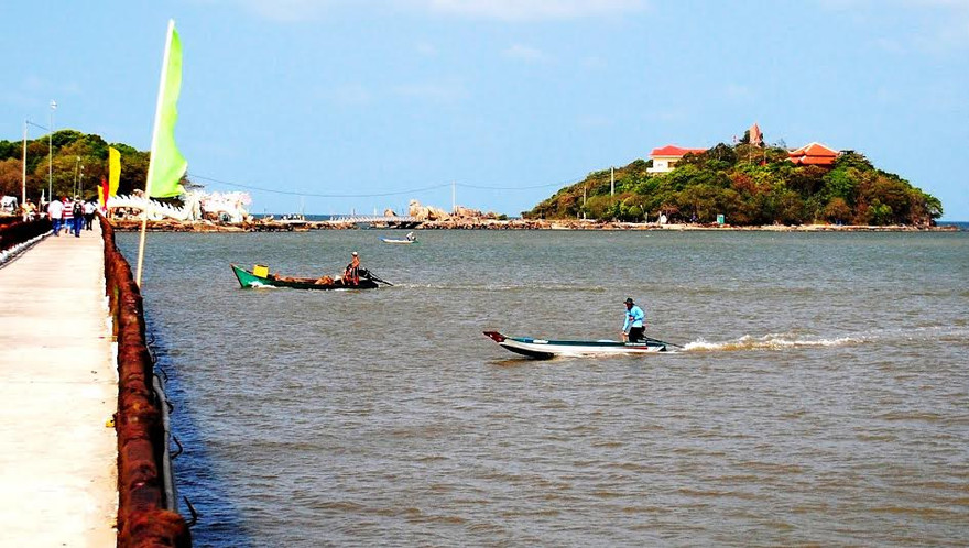 Một góc Khu du lịch Hòn Đá Bạc