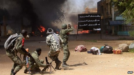 Quân Pháp đối phó với các phần tử Hồi giáo cực đoan