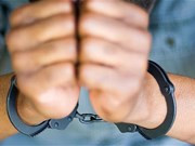 Giáo viên nghỉ hưu lừa xin việc