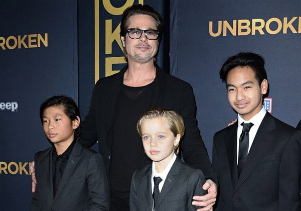 Brad Pitt cuối cùng cũng được ở cùng các con sau 2 năm đấu tranh.