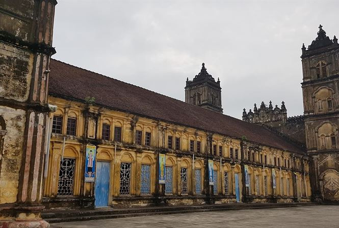 Cục Di sản đề nghị làm rõ thông tin, báo cáo UBND tỉnh Nam Định và Bộ VHTTDL về việc xây dựng lại nhà thờ Bùi Chu