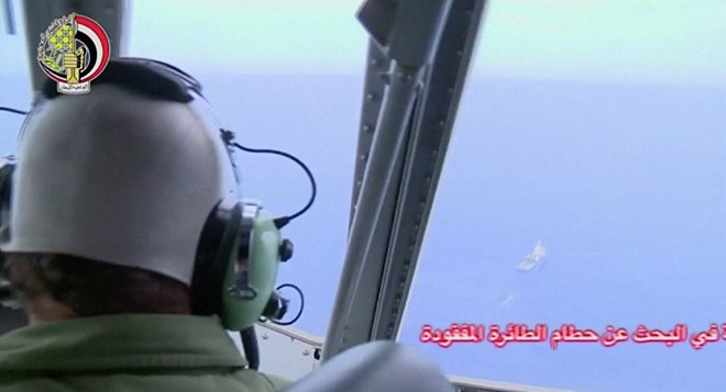 Đã xác định được hộp đen của máy bay Ai Cập