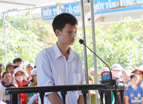 Bị cáo Trần Đình Thịnh tại phiên tòa sáng 31/5 