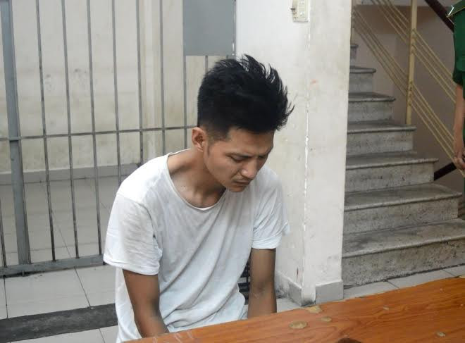 Giang tại cơ quan công an.